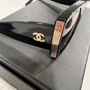 Chanel Rectangle Acetate Black Sunglasses 5435 (New) with tags
